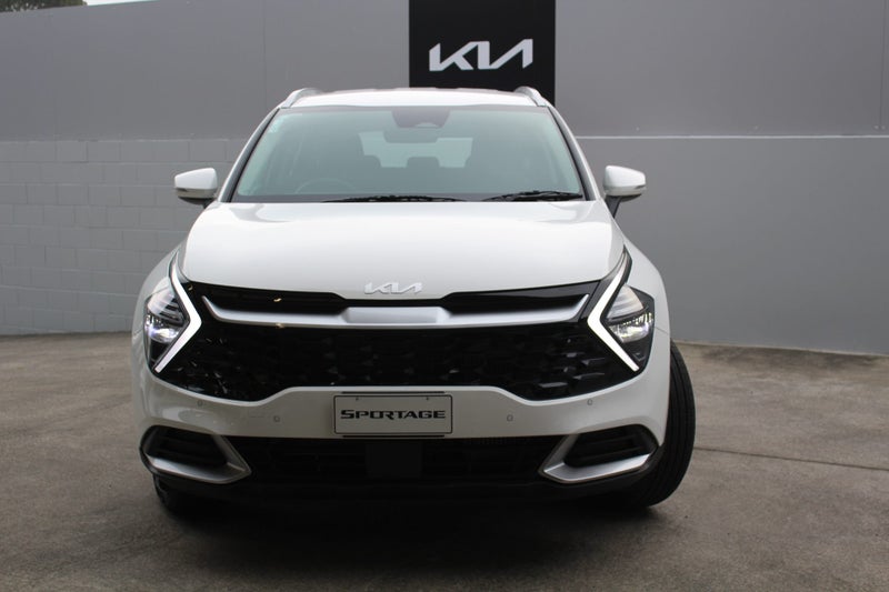 2025 Kia Sportage LX 2.0 Turbo Diesel 4WD $47,9... image 4