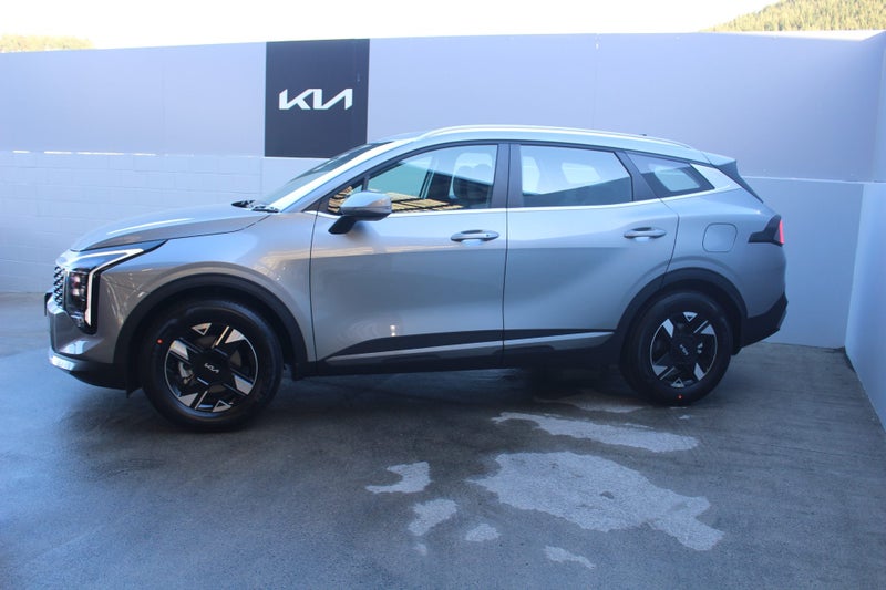2025 Kia Sportage LX 2WD 1.6L Petrol Turbo image 2