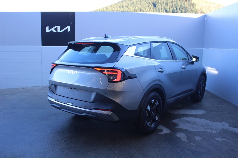 2025 Kia Sportage LX 2WD 1.6L Petrol Turbo image 3