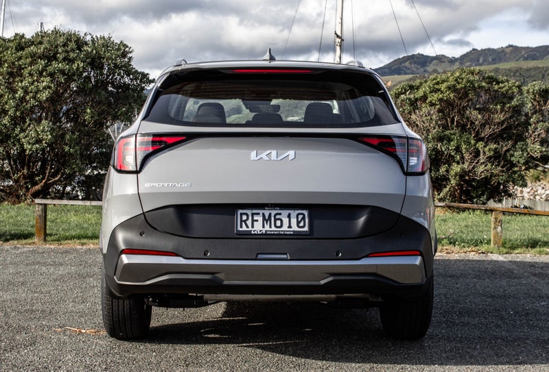 2025 Kia Sportage LX 2WD 1.6PT/8AT image 5