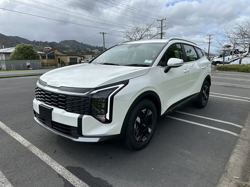 2025 Kia Sportage Lx 2Wd 1.6Pt/8At image 3