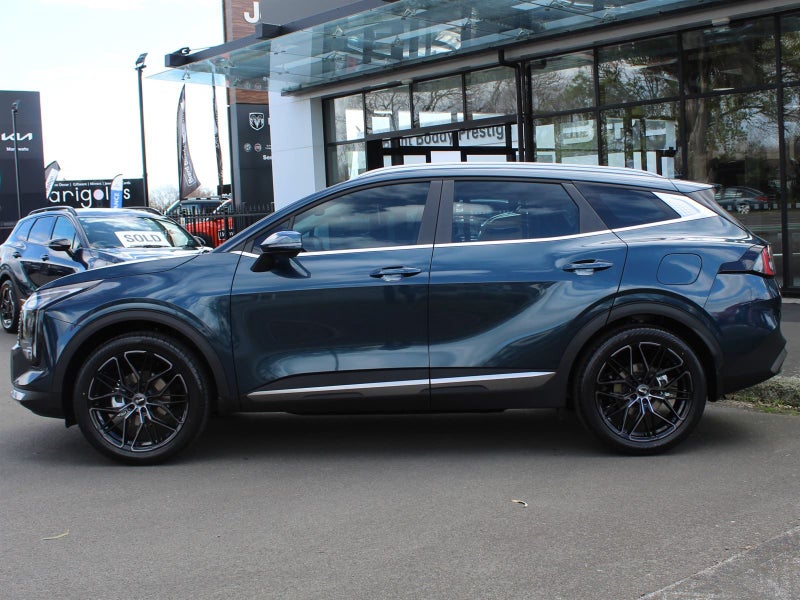 2025 Kia Sportage LX 2WD image 3