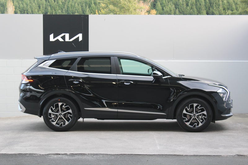 2025 Kia Sportage LX Plus 2.0 Turbo Diesel 4WD... image 2