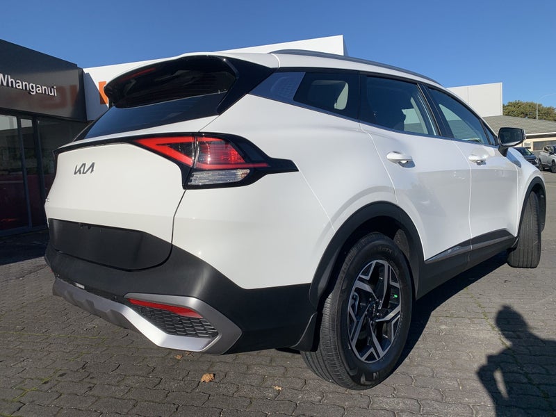2025 Kia Sportage Urban Lx 2.0P image 3