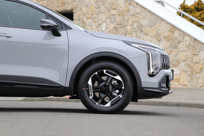2025 Kia Sportage X-Line HEV 2WD image 4