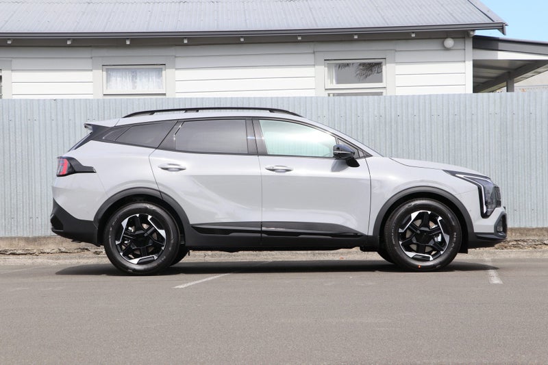 2025 Kia Sportage X-Line HEV AWD image 4
