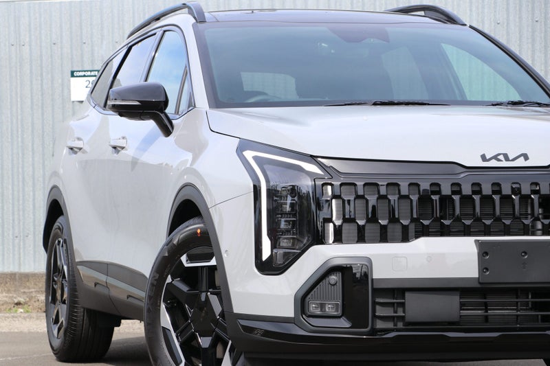 2025 Kia Sportage X-Line HEV AWD image 5