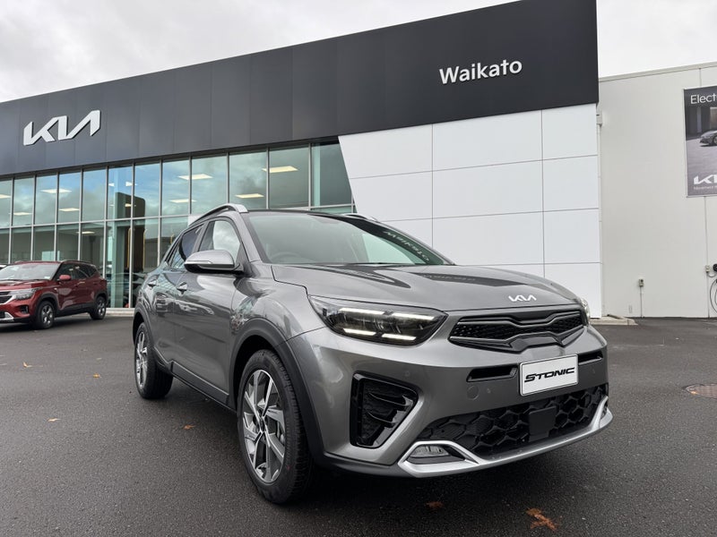 2025 Kia Stonic GT-LINE + 1.0 LITRE PETROL TURB... image 3