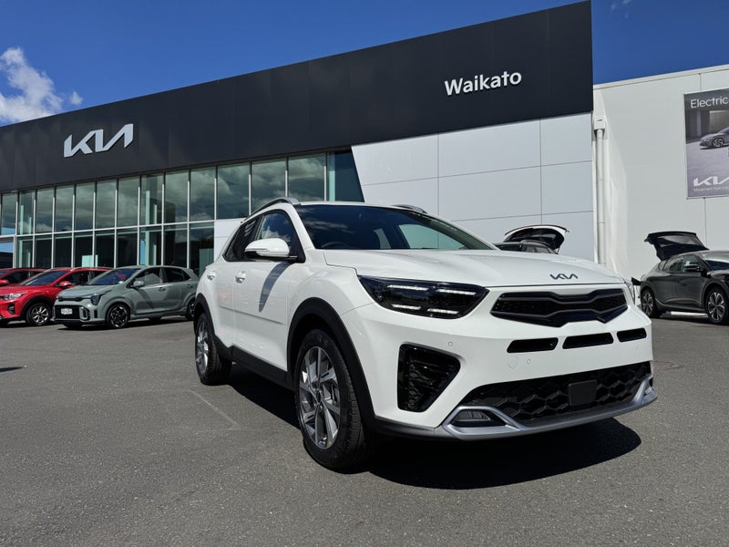2025 Kia Stonic GT-LINE + 1.0 LITRE PETROL TURBO . image 3
