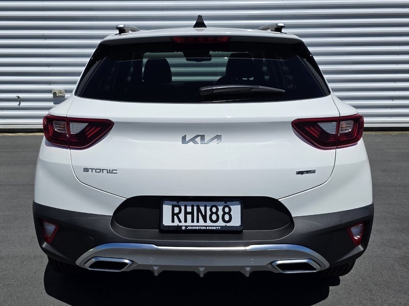 2025 Kia Stonic GT-Line + 1.0 Turbo GDI Petrol... image 5