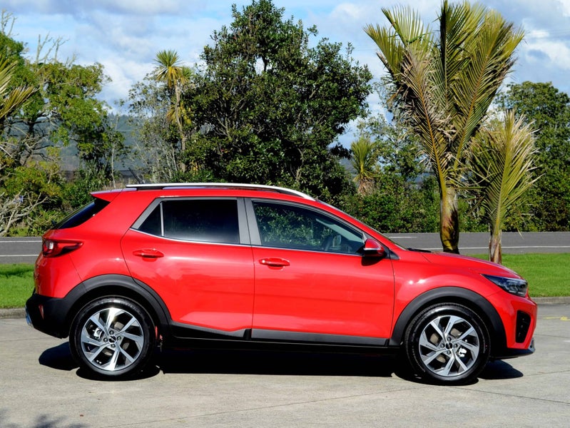 2025 Kia Stonic GT-Line image 2