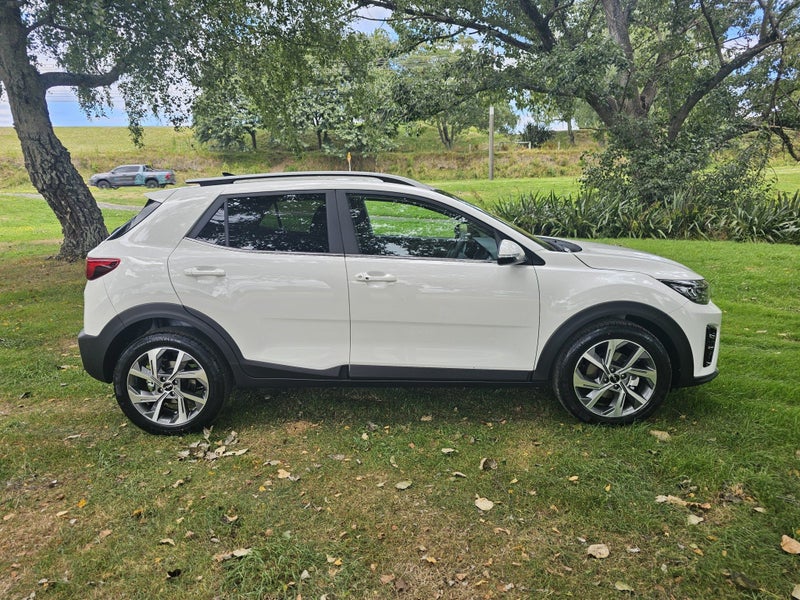 2025 Kia Stonic GT-LINE+ 1.0PT image 2