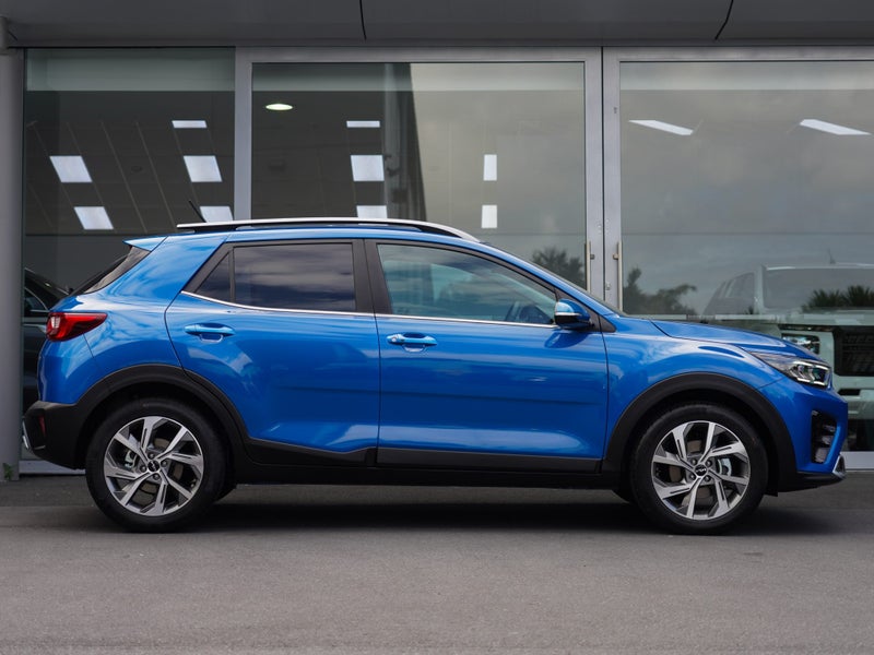 2025 Kia Stonic GT-Line 1.0PT 7AM 5Dr Hatch image 3