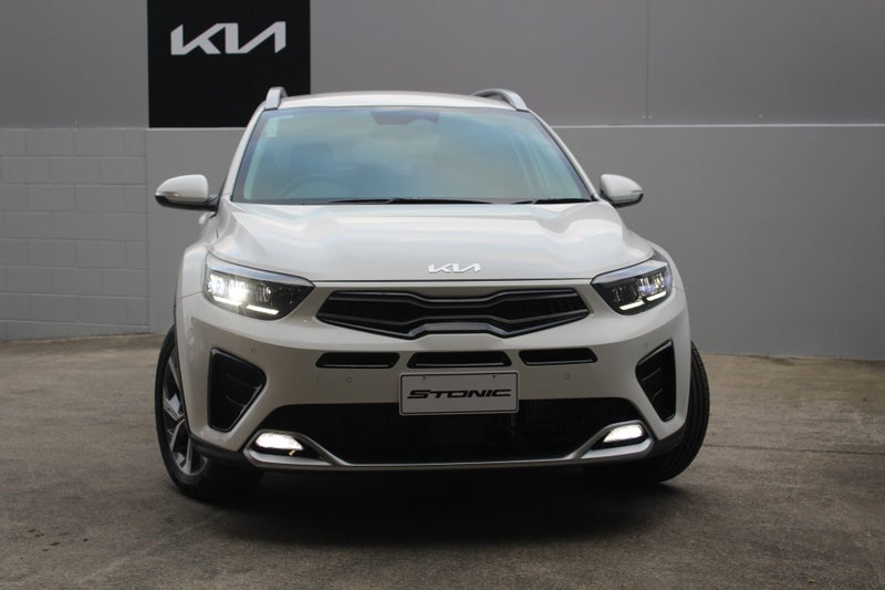 2025 Kia Stonic GT-LINE Plus 1.0 Turbo 7-Speed... image 4