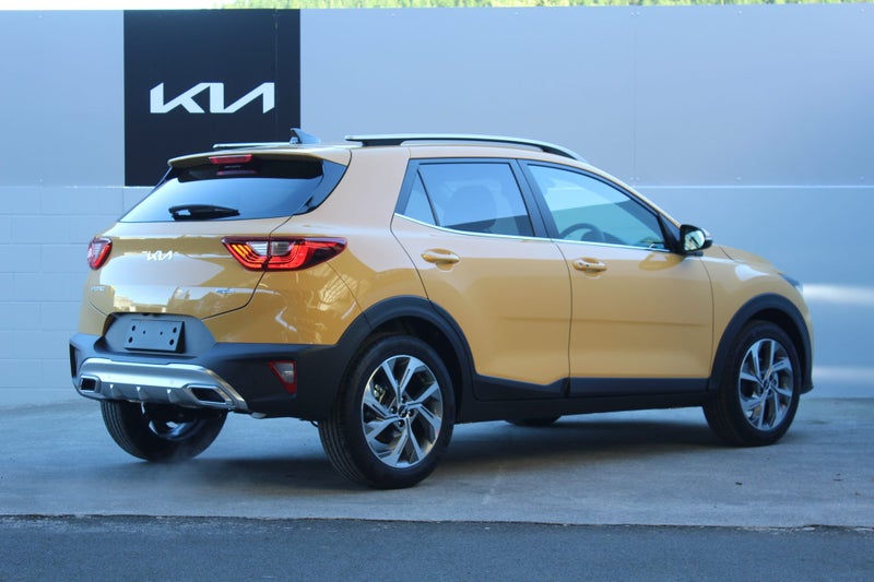 2025 Kia Stonic GT-LINE Plus 1.0 Turbo 7-Speed... image 3