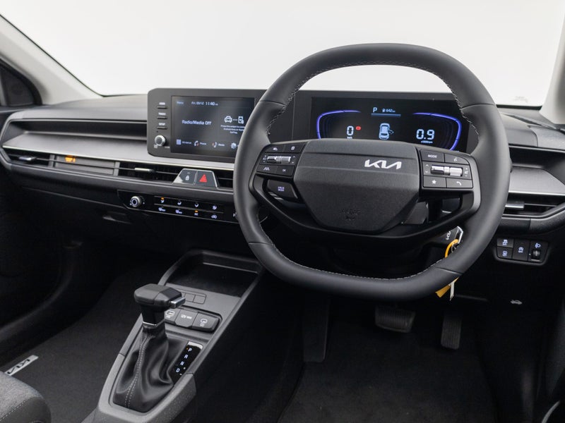 2025 Kia Stonic LX 1.0L Turbo GDI image 2