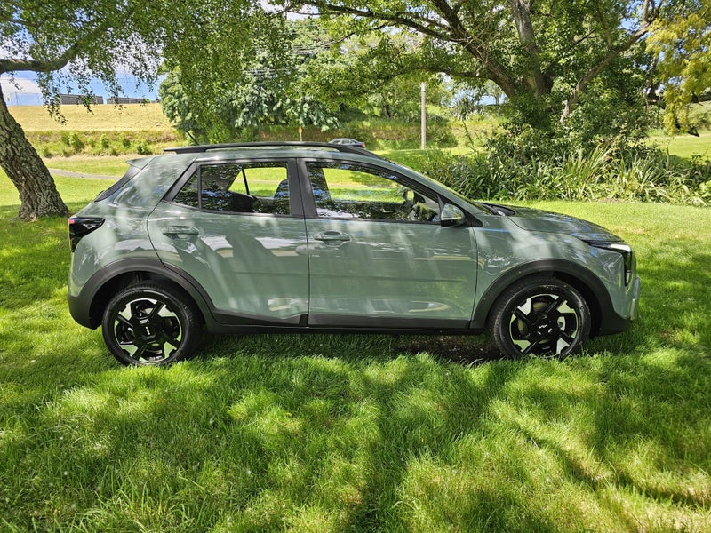 2025 Kia Stonic LX 1.0PT/7AM image 2