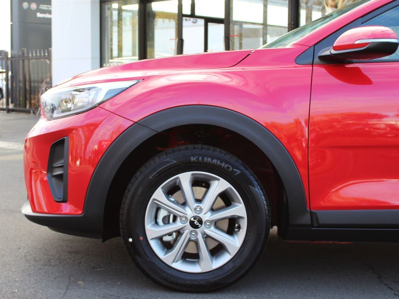 2025 Kia Stonic SX image 2