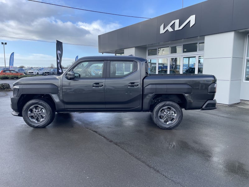 2025 Kia Tasman TXR 2.2 Diesel 4WD image 4