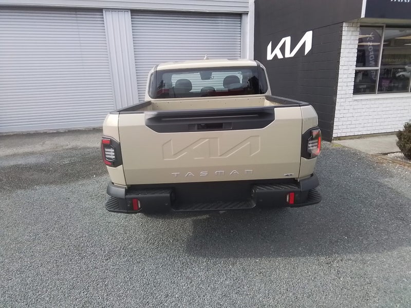 2025 Kia Tasman TXR 4 WD 2.2 Diesel 8 speed auto image 5