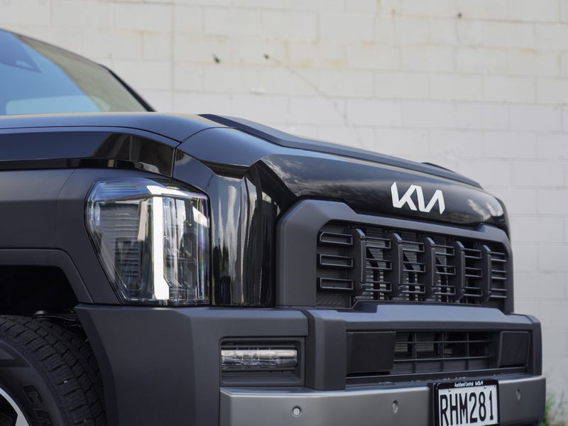 2025 Kia Tasman TXS 2.2 Diesel DC Wellside image 5