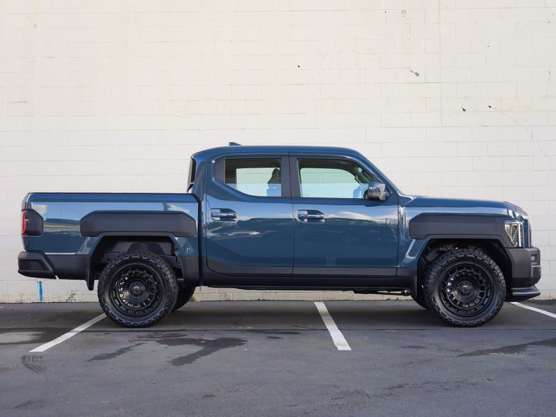 2025 Kia Tasman TXS 2.2 Diesel DC Wellside image 3