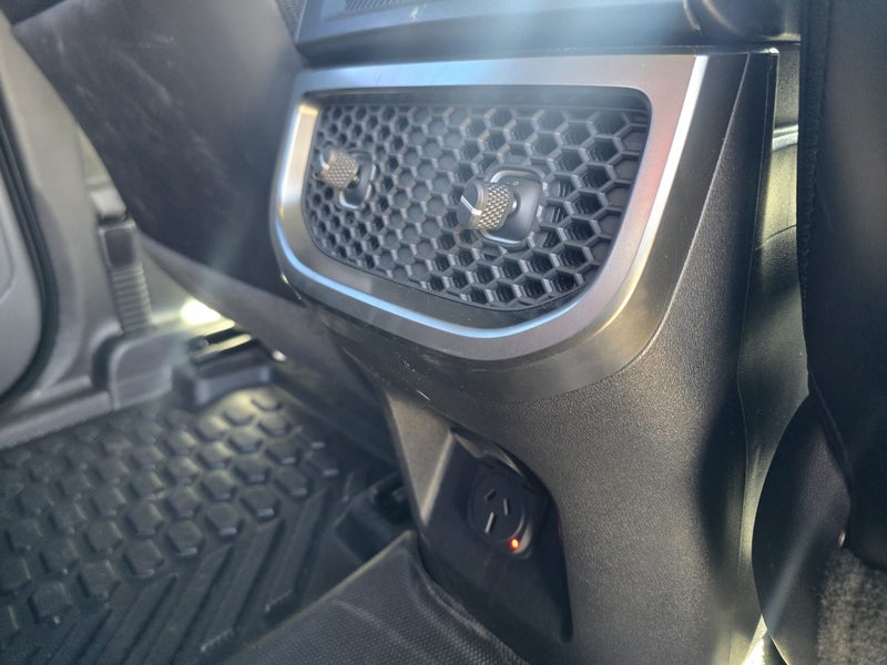 2025 Kia Tasman TXS 4WD 2.2 - image 2