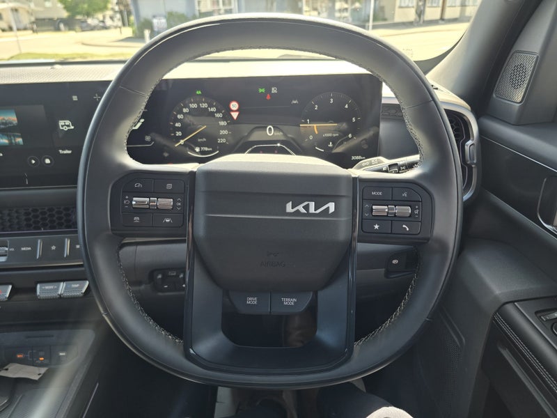 2025 Kia Tasman TXS 4WD 2.2 - image 5