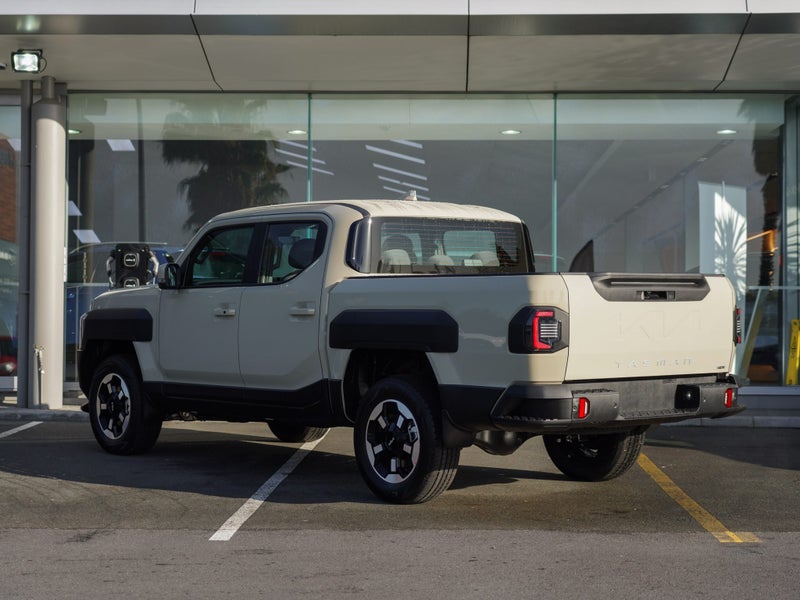 2025 Kia Tasman TXS 4WD 2.2 DIESEL TURBO UTE image 2