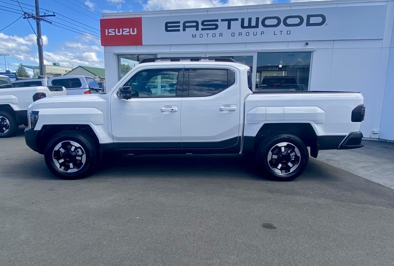 2025 Kia Tasman X-Line 2.2 Diesel 4WD Dual Ca image 2