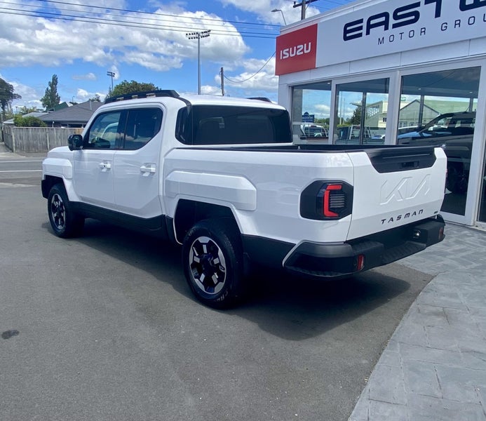 2025 Kia Tasman X-Line 2.2 Diesel 4WD Dual Ca image 3