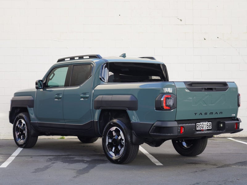 2025 Kia Tasman X-Line 2.2 Diesel DC Wellside image 2