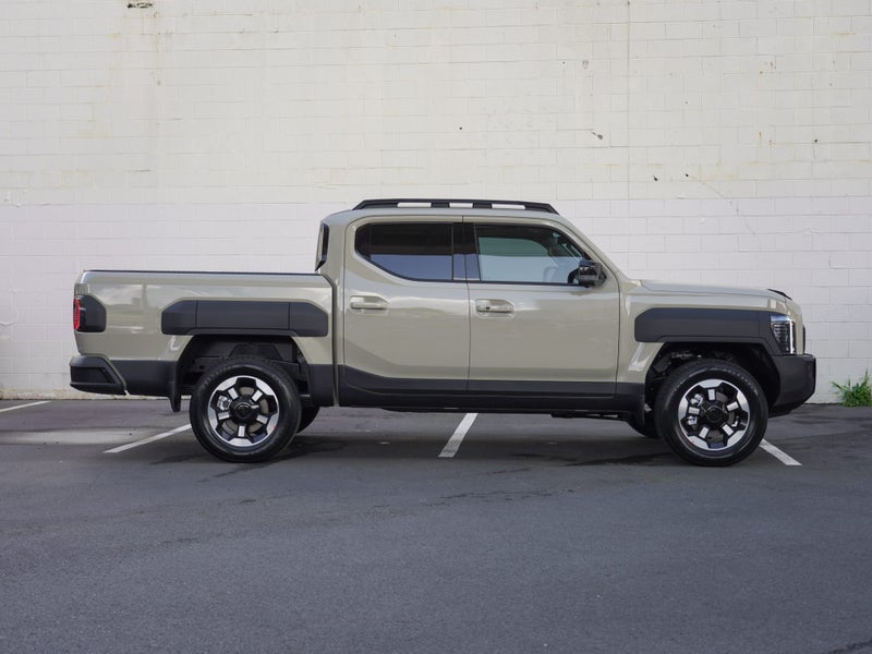 2025 Kia Tasman X-Line 2.2 Diesel DC Wellside image 2