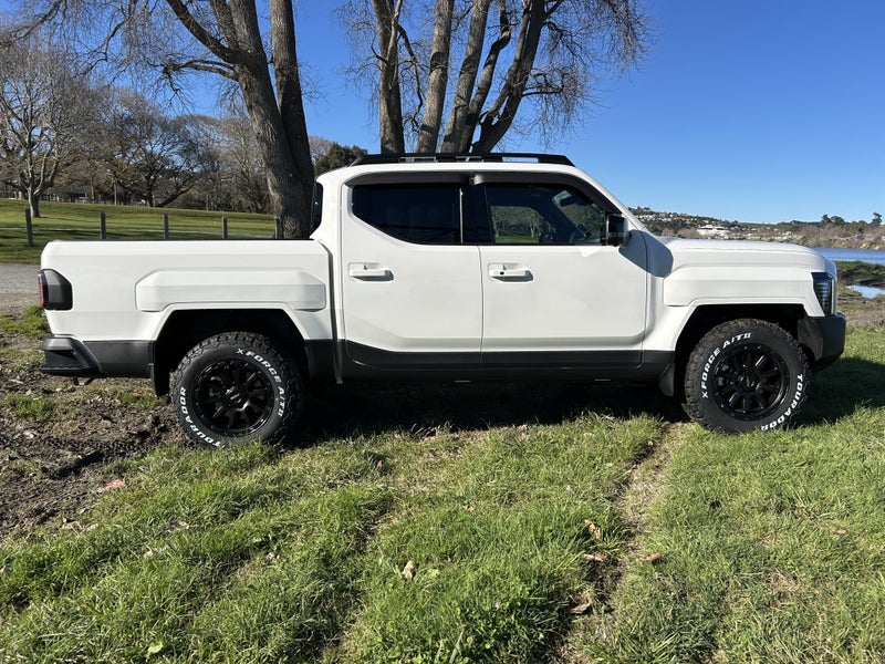 2025 Kia Tasman X-Line 4Wd Wellside image 3