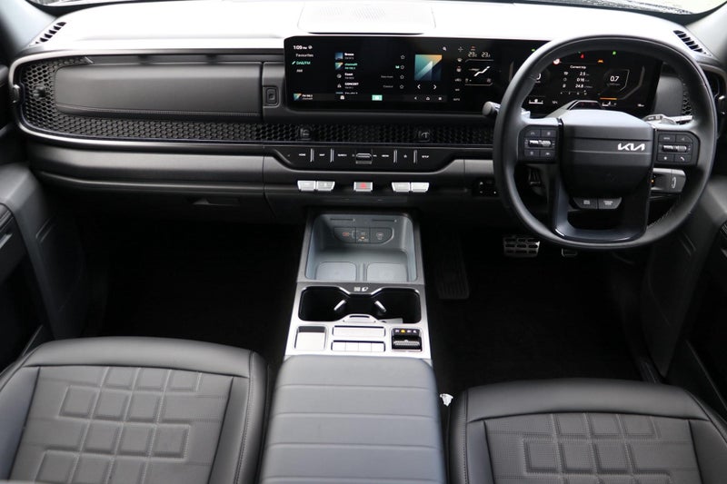 2025 Kia Tasman X-Line 4WD Wellside image 4
