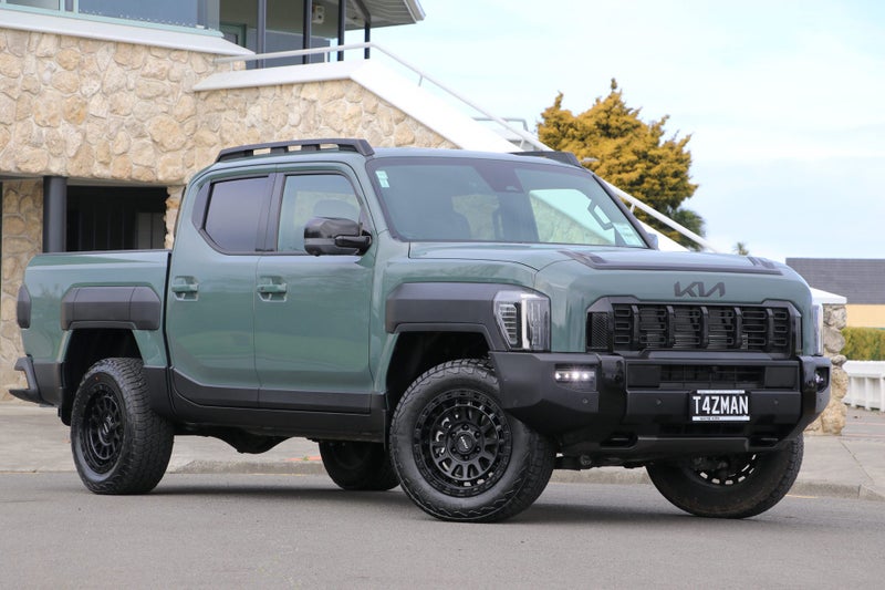 2025 Kia Tasman X-PRO 2.2 Diesel 4WD Dual Cab image 1