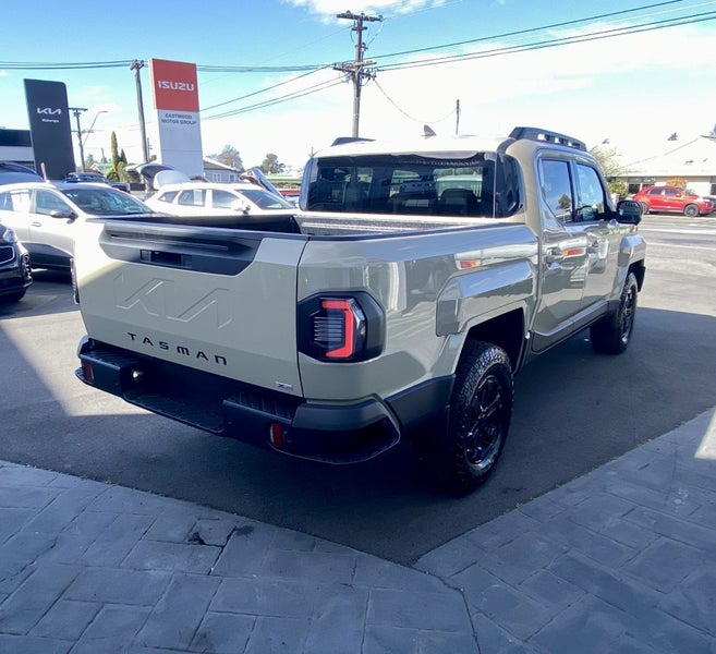 2025 Kia Tasman X-Pro 2.2 Diesel 4WD Dual Cab FF image 4
