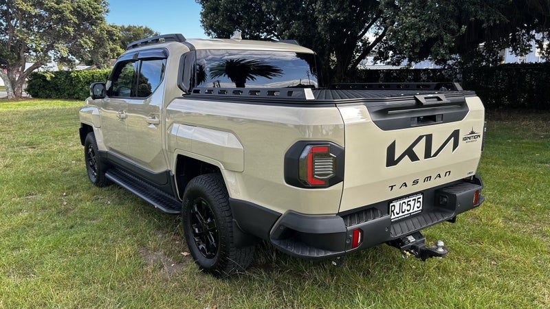 2025 Kia Tasman X-Pro 4Wd Wellside image 4