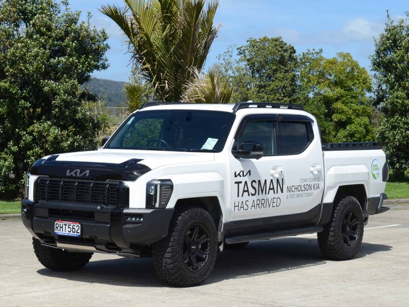 2025 Kia Tasman X-Pro 4x4 2.2D image 4