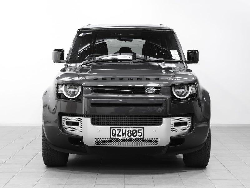 2025 Land Rover Defender 110 D250 S (3.0L DIESEL) image 2