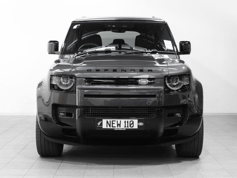 2025 Land Rover Defender 110 D300 X-Dynamic HSE image 2