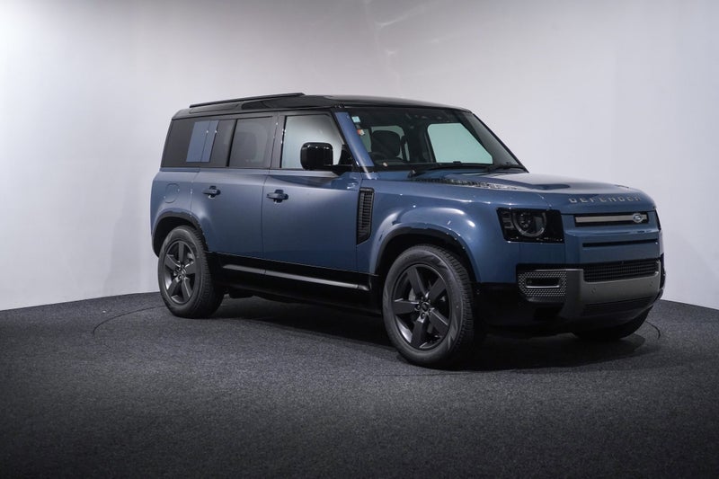 2025 Land Rover Defender 110 D300 X-Dynamic HSE... image 1