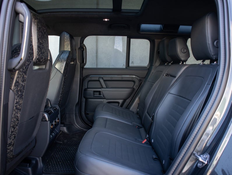 2025 Land Rover Defender 110 P635 OCTA Edition One image 5