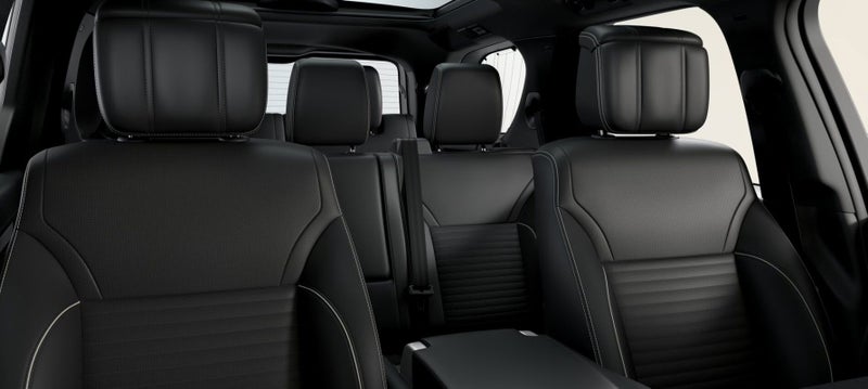 2025 Land Rover Discovery D350 DYNAMIC HSE, 4WD... image 5