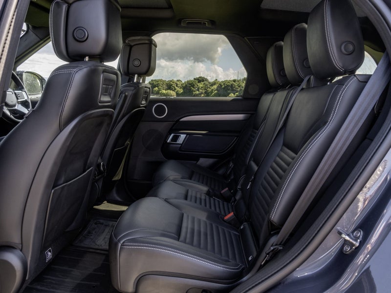 2025 Land Rover Discovery D350 Dynamic HSE image 5