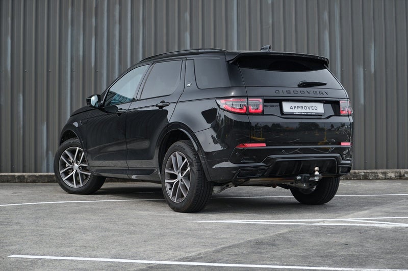 2025 Land Rover Discovery Sport P250 Dynamic SE image 2