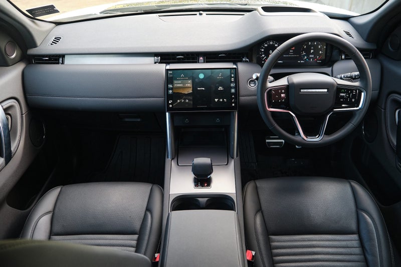 2025 Land Rover Discovery Sport P250 Dynamic SE image 5