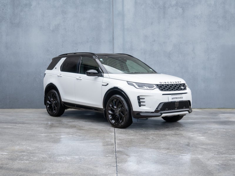 2025 Land Rover Discovery Sport P250 Dynamic SE image 1