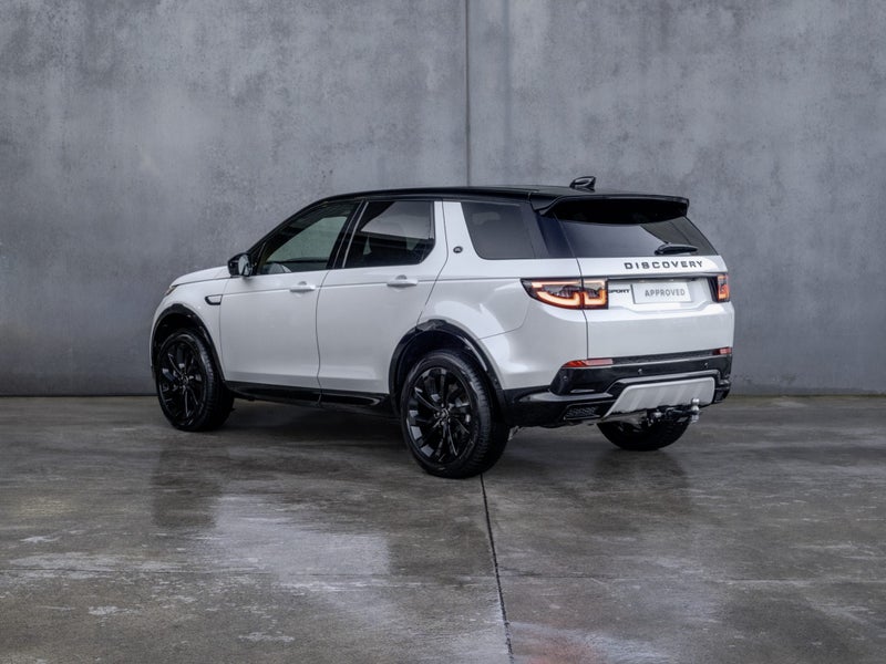 2025 Land Rover Discovery Sport P250 Dynamic SE image 2