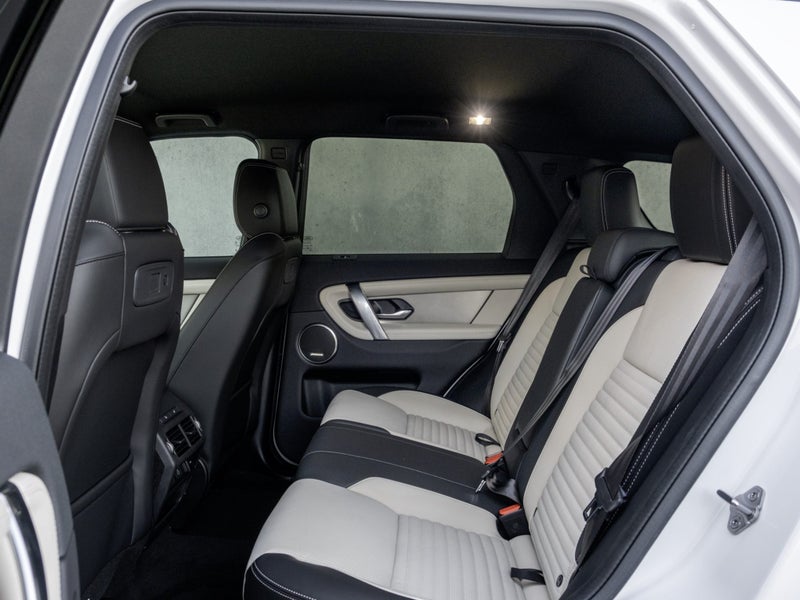 2025 Land Rover Discovery Sport P250 Dynamic SE image 5